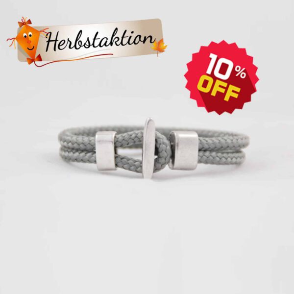 Armband mit Knebelverschluss